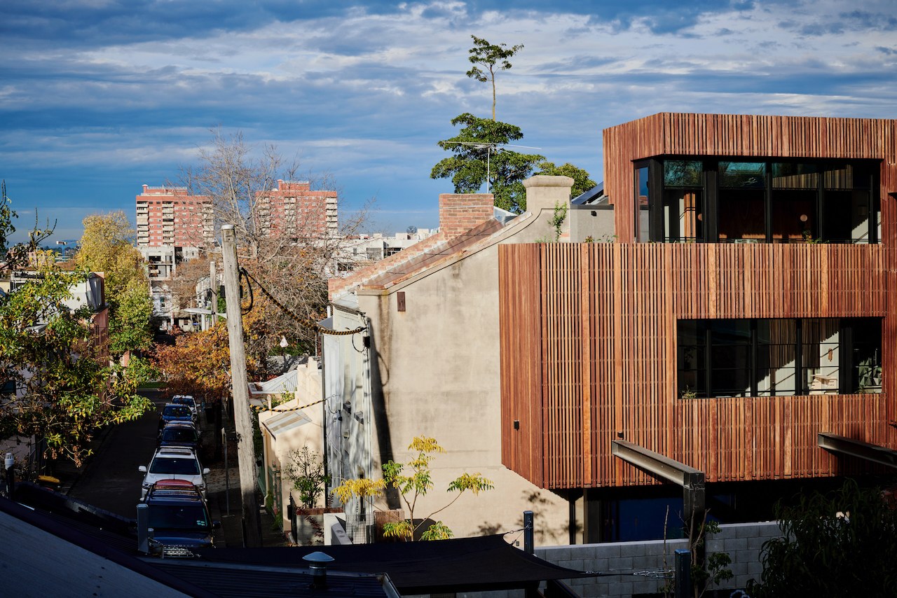 Lanes End within the Carlton streetscape
